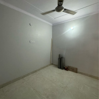 2 BHK Flat for Rent in Raja Bazar, Kolkata