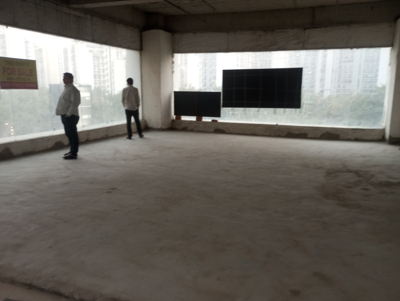  1573 Sq.ft. Commercial Shop for Sale in Amar Shaheed Path, Lucknow