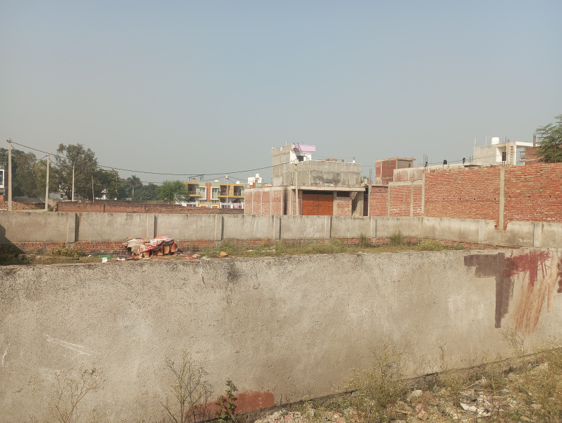 2105 Sq.ft. Residential Plot for Sale in Sultanpur Road, Lucknow