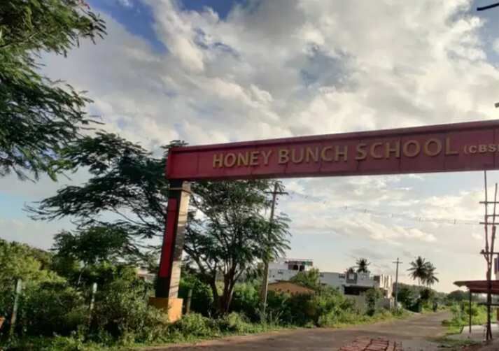  Commercial Land 3287 Sq.ft. for Sale in Pollachi, Coimbatore
