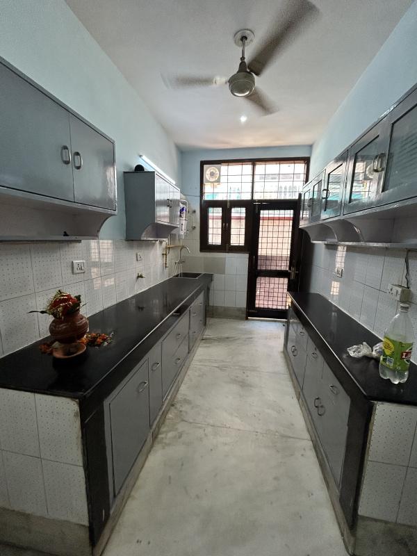 2 BHK Builder Floor 173 Sq. Yards for Rent in Sector 23A, Gurgaon