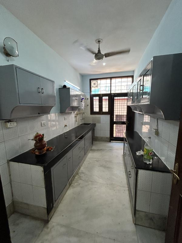 2 BHK Builder Floor 173 Sq. Yards for Rent in Sector 23A, Gurgaon