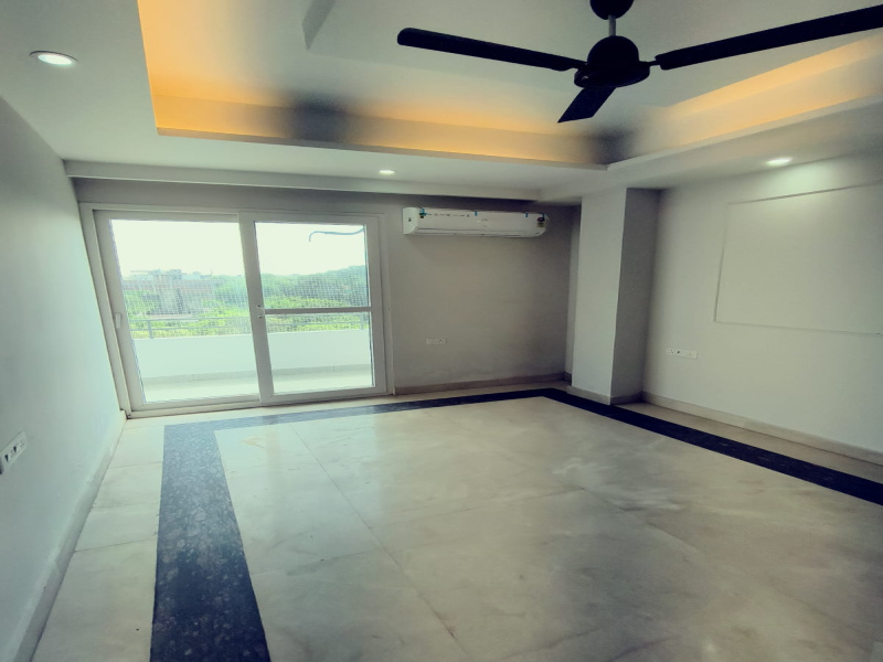  204 Sq.ft. Residential Plot for Sale in Ansal Palam Vihar, Gurgaon