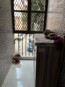 3 BHK Flat for Sale in Dilshad Colony, Dilshad Garden, Delhi