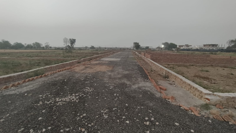  Residential Plot 800 Sq.ft. for Sale in Niyamatabad, Chandauli