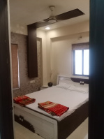 4 BHK Flat for Rent in Cross Road, Thaltej, Ahmedabad