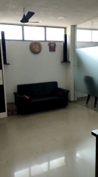  Office Space 1195 Sq.ft. for Sale in Varachha, Surat