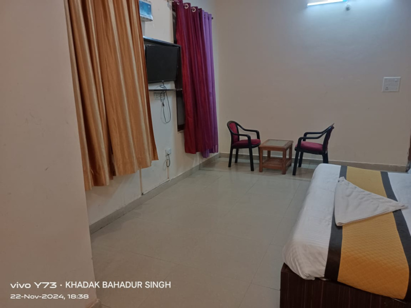  Hotels 8000 Sq.ft. for Sale in Gomti Nagar, Lucknow