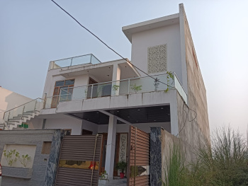 10 BHK House for Sale in Amar Shaheed Path, Lucknow