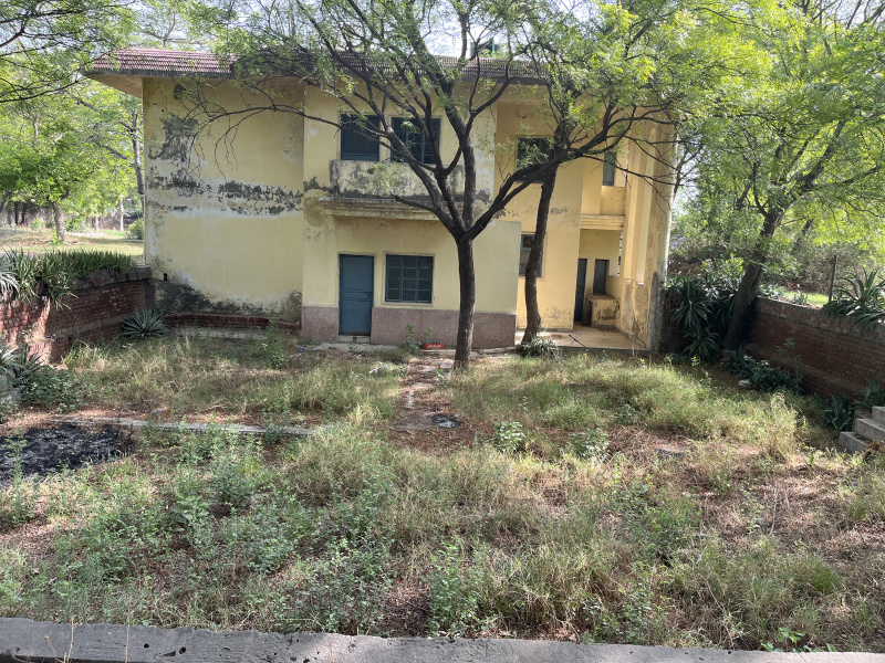 3 BHK Farm House 3 Acre for Sale in Chhawla, Delhi