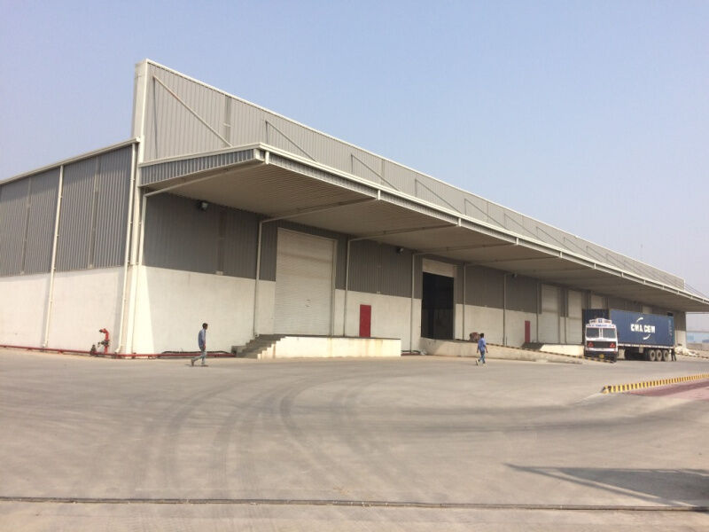  Warehouse 33000 Sq.ft. for Rent in Hazira, Surat