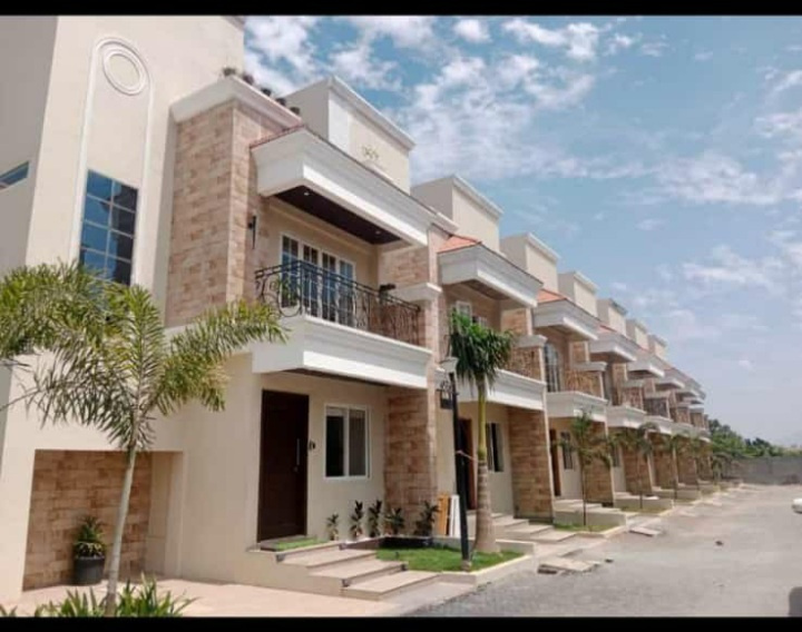 2 BHK 1522 Sq.ft. Villa for Sale in Ambad Link Road, Nashik