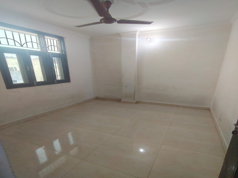 2 BHK Builder Floor 450 Sq.ft. for Rent in Nirman Vihar, Delhi