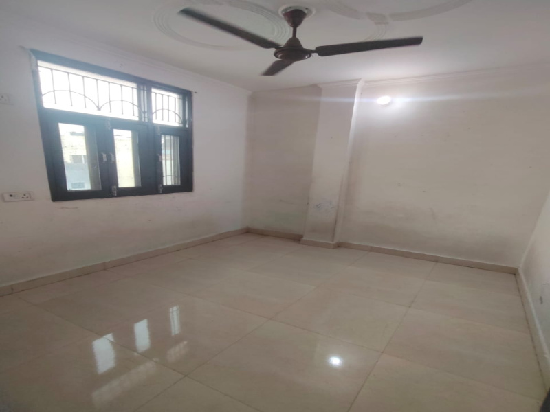 2 BHK Builder Floor 450 Sq.ft. for Rent in Nirman Vihar, Delhi