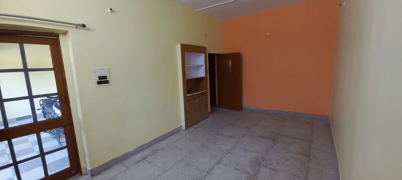 2 BHK House 1200 Sq.ft. for Rent in Jakhan, Dehradun