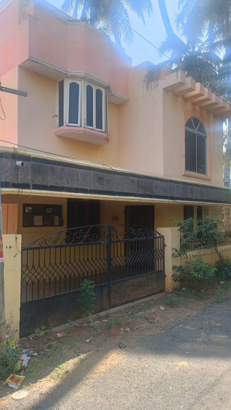 4 BHK House 1950 Sq.ft. for Sale in Srinivasa Nagar, Kolapakkam, Chennai