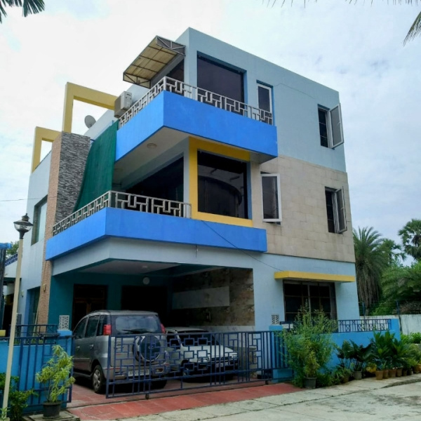 4 BHK 3300 Sq.ft. Villa for Sale in Rayudu Pakalu, Rajahmundry