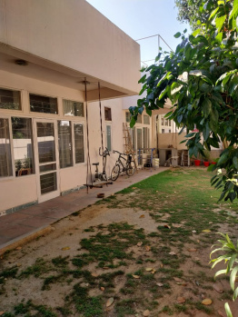 4 BHK House for Rent in Nirvana Country, Gurgaon