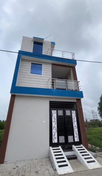 3 BHK 720 Sq.ft. House for Sale in Ujjain Road, Indore