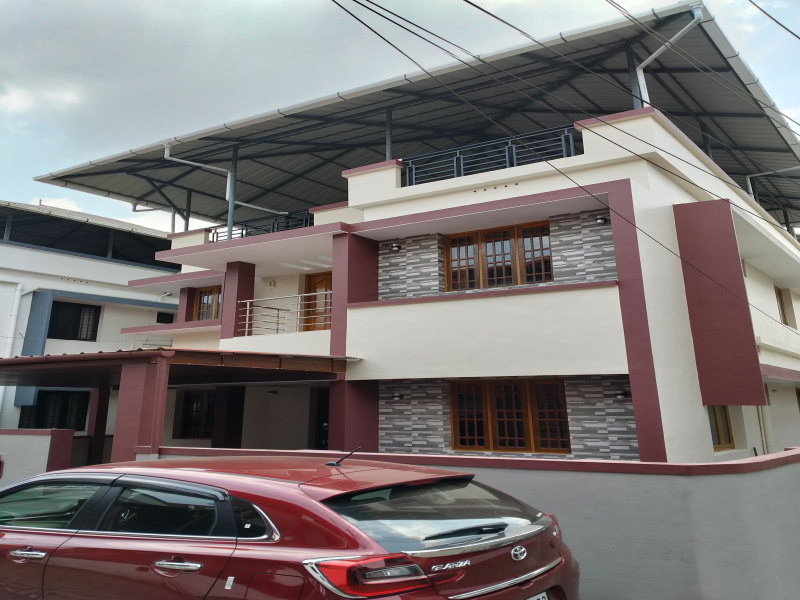 4 BHK House 1800 Sq.ft. for Sale in Aluva, Kochi