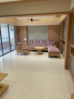 4 BHK Flat for Rent in Vaishno Devi Circle, Sarkhej, Ahmedabad