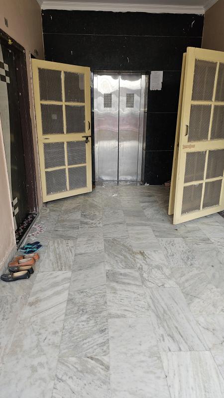 1 RK 650 Sq.ft. Apartment for Sale in Sunrakh Road, Vrindavan