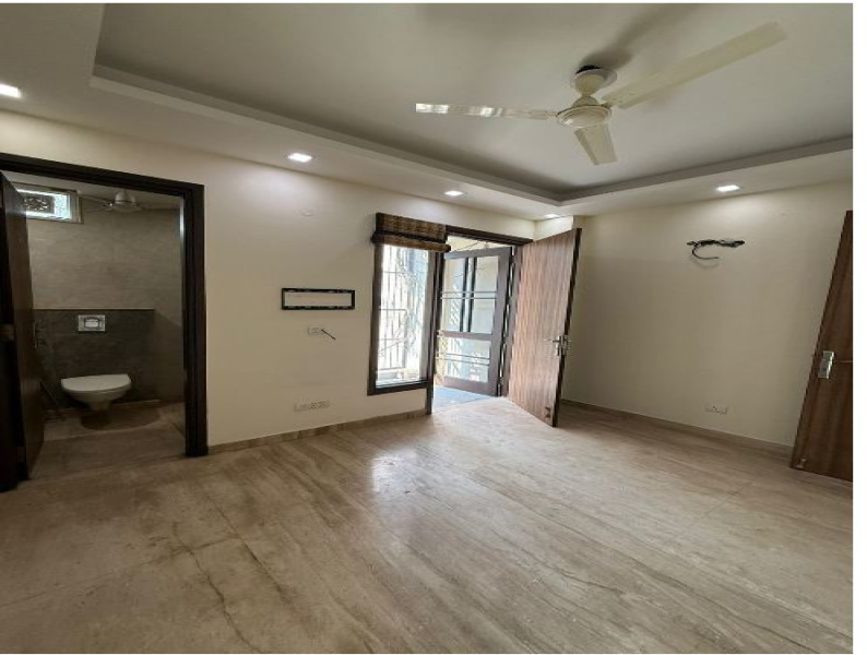 2 BHK 100 Sq. Yards Apartment for Sale in Lajpat Nagar, Delhi