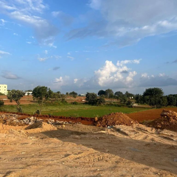  2500 Sq.ft. Residential Plot for Sale in Hosur Taluk, Krishnagiri