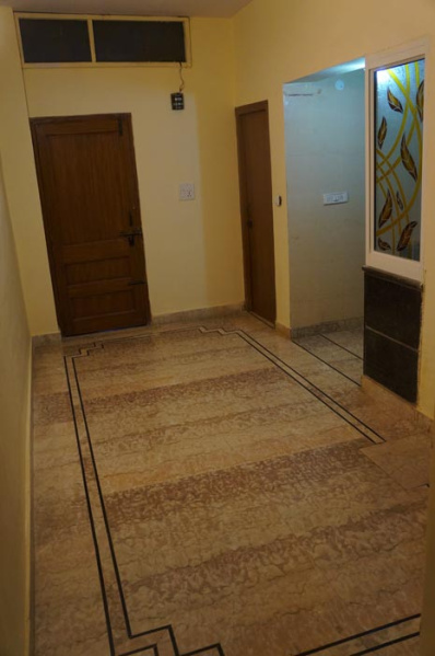 2 BHK 1100 Sq.ft. Builder Floor for Rent in Shiv Nagar, Delhi