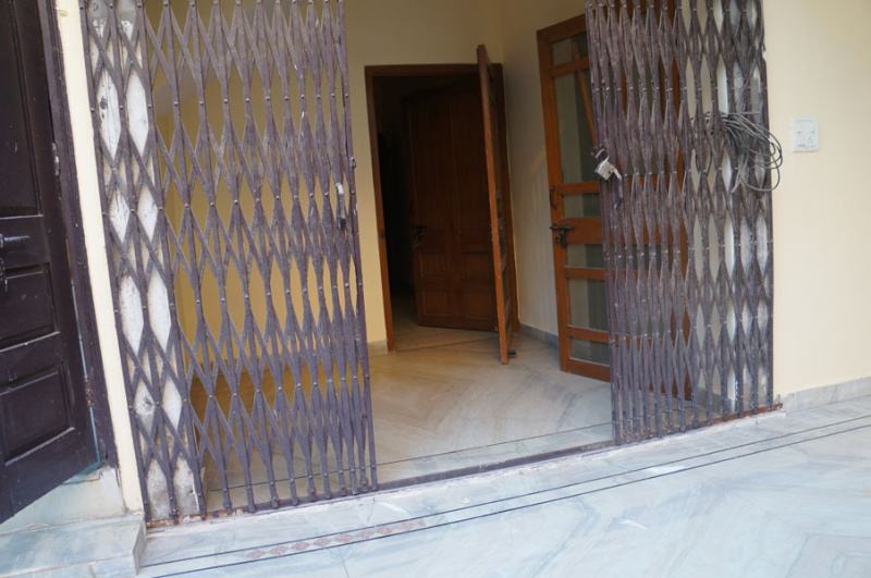 2 BHK 1100 Sq.ft. Builder Floor for Rent in Shiv Nagar, Delhi