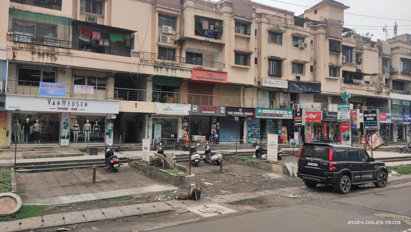  530 Sq.ft. Commercial Shop for Rent in Chala, Vapi