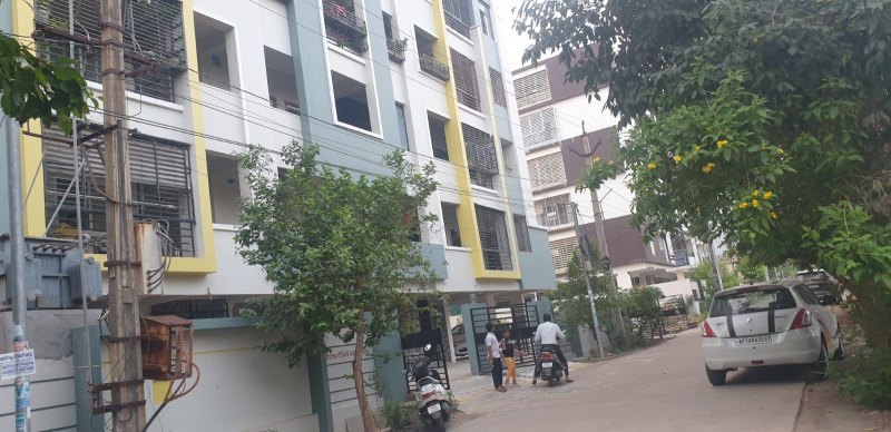 3 BHK Apartment 1600 Sq.ft. for Sale in Jawaharlal Nehru Road, Rajahmundry