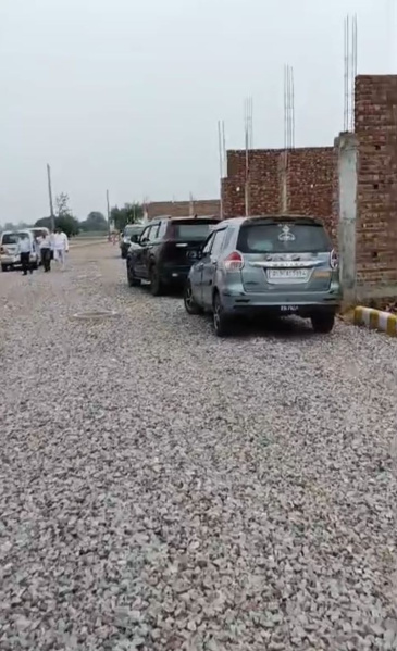  Residential Plot 200 Sq. Yards for Sale in Yamuna Expressway, Greater Noida