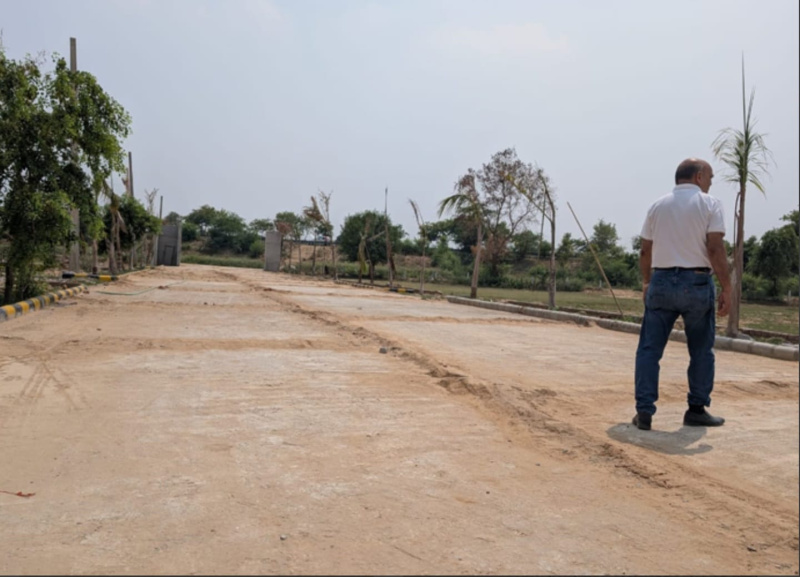  250 Sq. Yards Residential Plot for Sale in Saharanpur Road, Dehradun