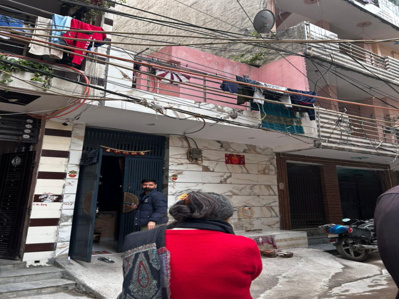 2 BHK 600 Sq.ft. Builder Floor for Rent in Sagarpur East, Delhi