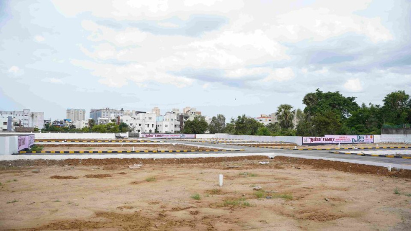  Residential Plot 1300 Sq.ft. for Sale in Navalur, Chennai