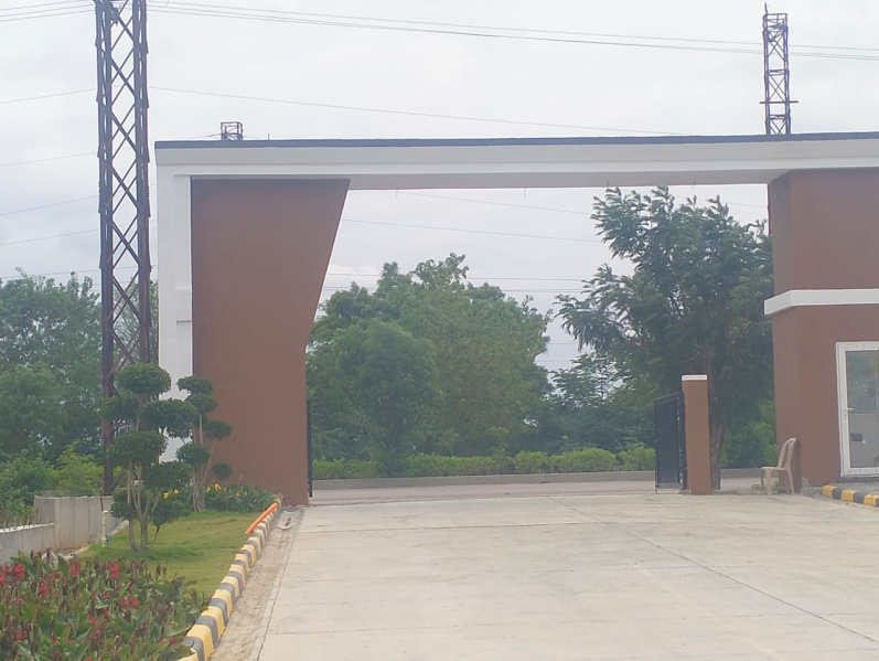  200 Sq. Yards Residential Plot for Sale in Kandlakoya, Hyderabad