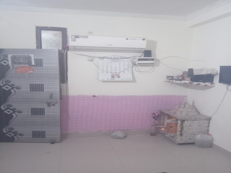 1 BHK Builder Floor 320 Sq.ft. for Sale in Loni, Ghaziabad