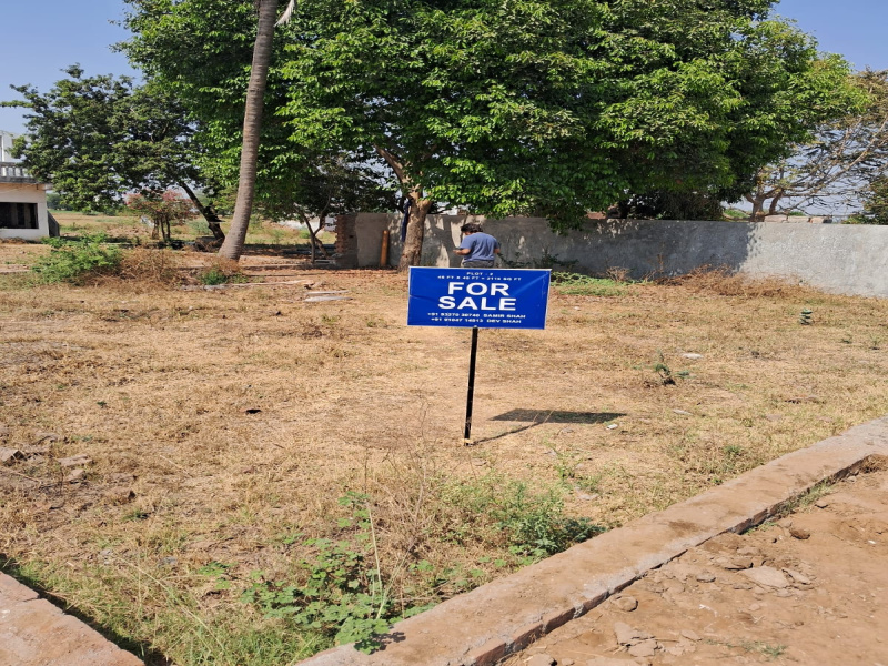  Residential Plot 1290 Sq.ft. for Sale in Piplag, Nadiad