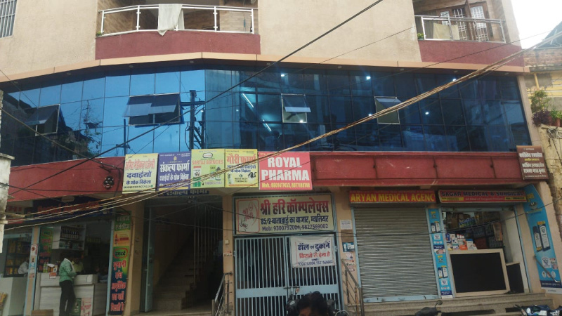  Commercial Shop 2700 Sq.ft. for Rent in Lashkar, Gwalior