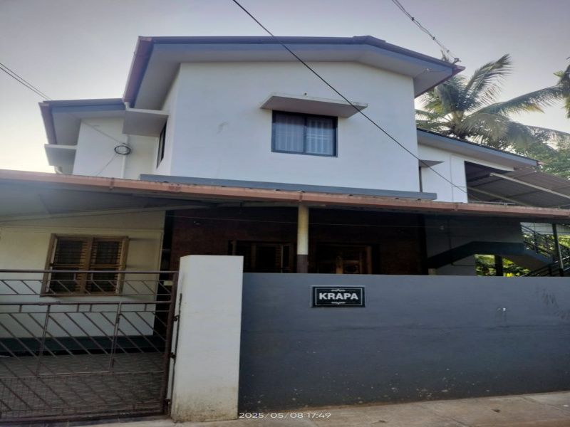 3 BHK 2400 Sq.ft. House for Sale in Kasturba Nagar, Sirsi, Uttara Kannada