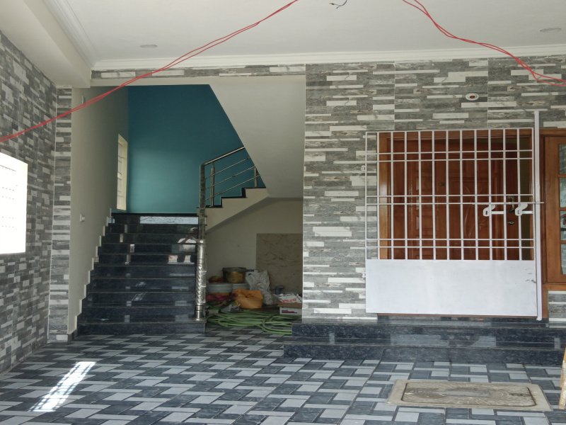 4 BHK House 2200 Sq.ft. for Sale in Gerugambakkam, Chennai