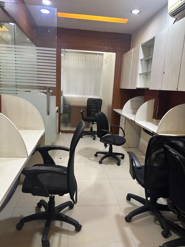  Office Space 800 Sq.ft. for Rent in Vashi, Navi Mumbai