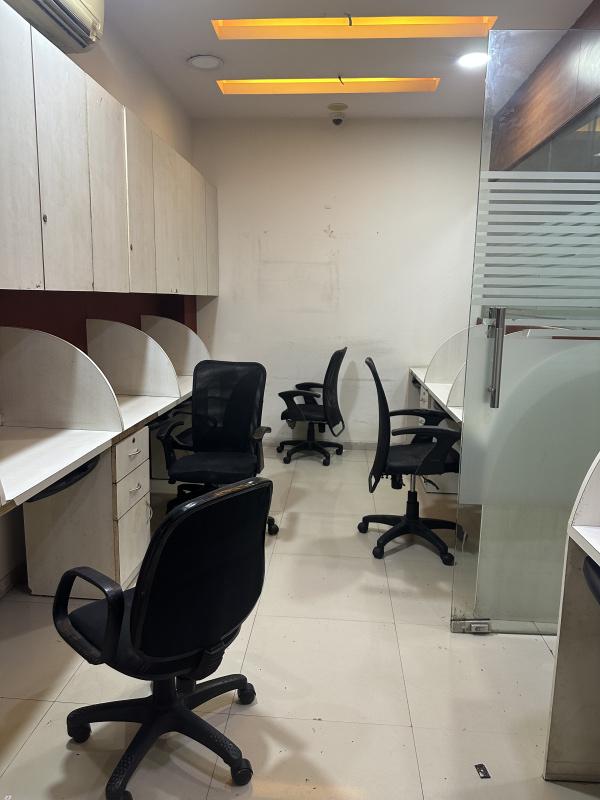  Office Space 800 Sq.ft. for Rent in Vashi, Navi Mumbai