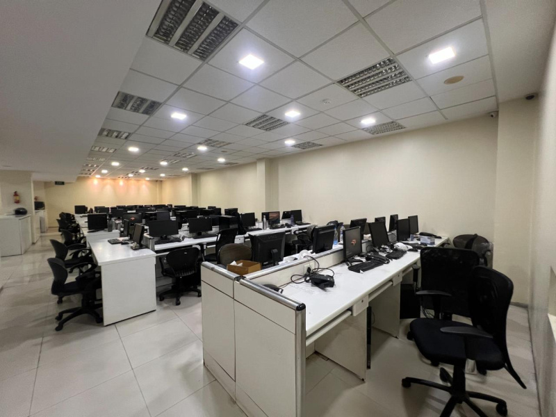  Office Space 5200 Sq.ft. for Rent in Airoli, Navi Mumbai