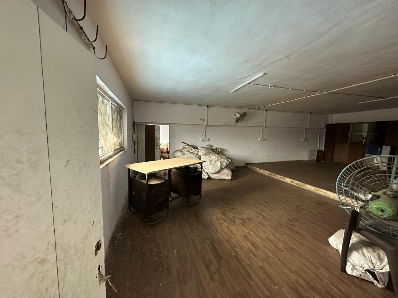  30000 Sq.ft. Factory for Sale in Mahape, Navi Mumbai