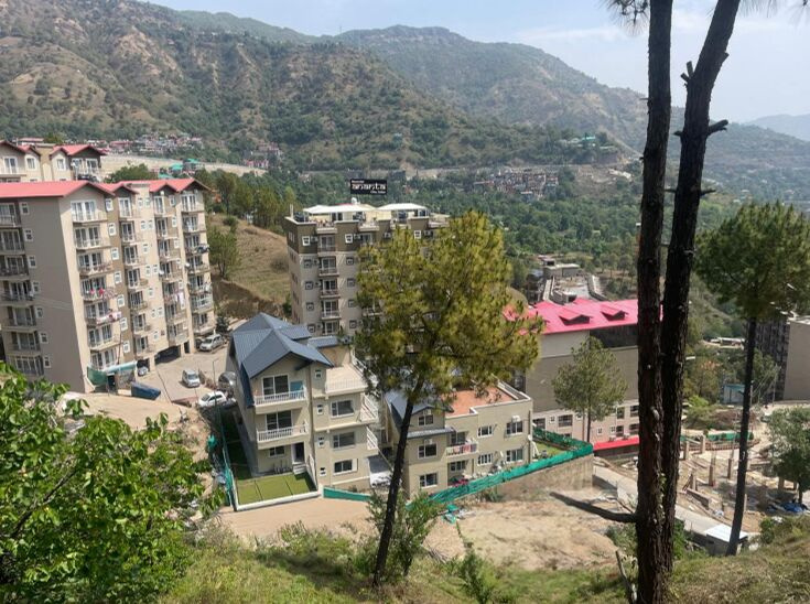5 BHK Villa 3250 Sq.ft. for Sale in Baddi, Solan