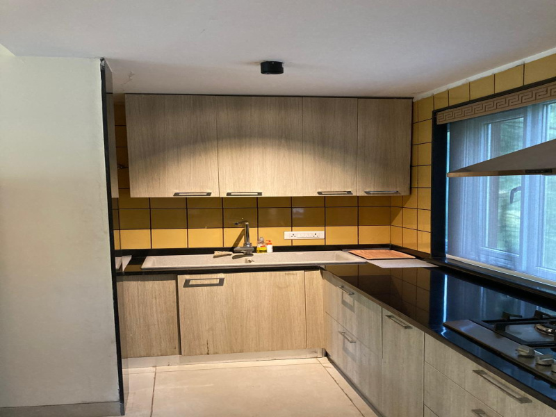  5 Bigha Hotels for Sale in Kachi Ghatti, Shimla