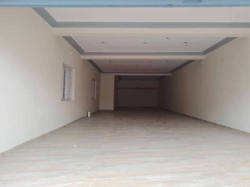  Commercial Shop 1200 Sq.ft. for Rent in Karungalpalayam, Erode