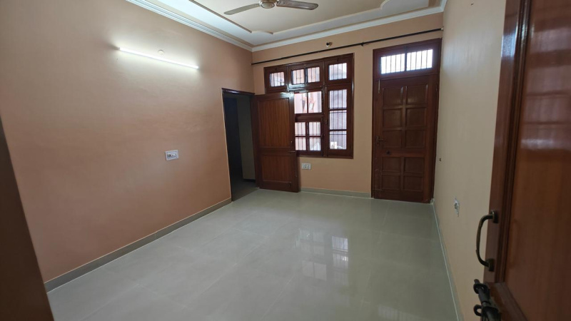  Showroom 1800 Sq.ft. for Rent in Sarabha Nagar, Ludhiana